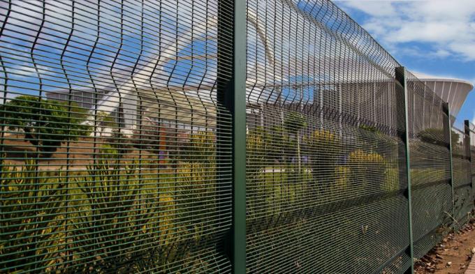 Anti Resistant Clear Vu Fence Panels / Clearvu Fencing Highly Attractive 8
