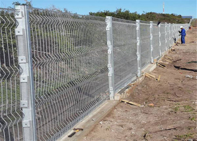 3d 358 welded wire mesh fence 1