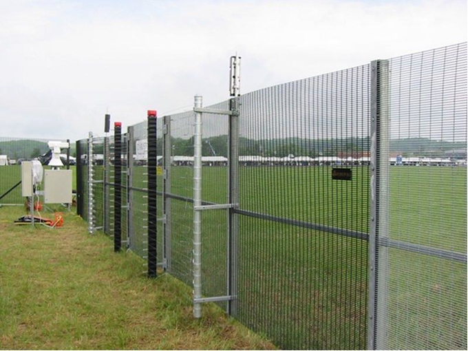 High Density Clearvue Outfield Fence