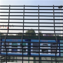 358 wire mesh fence