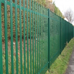 Palisade fencing